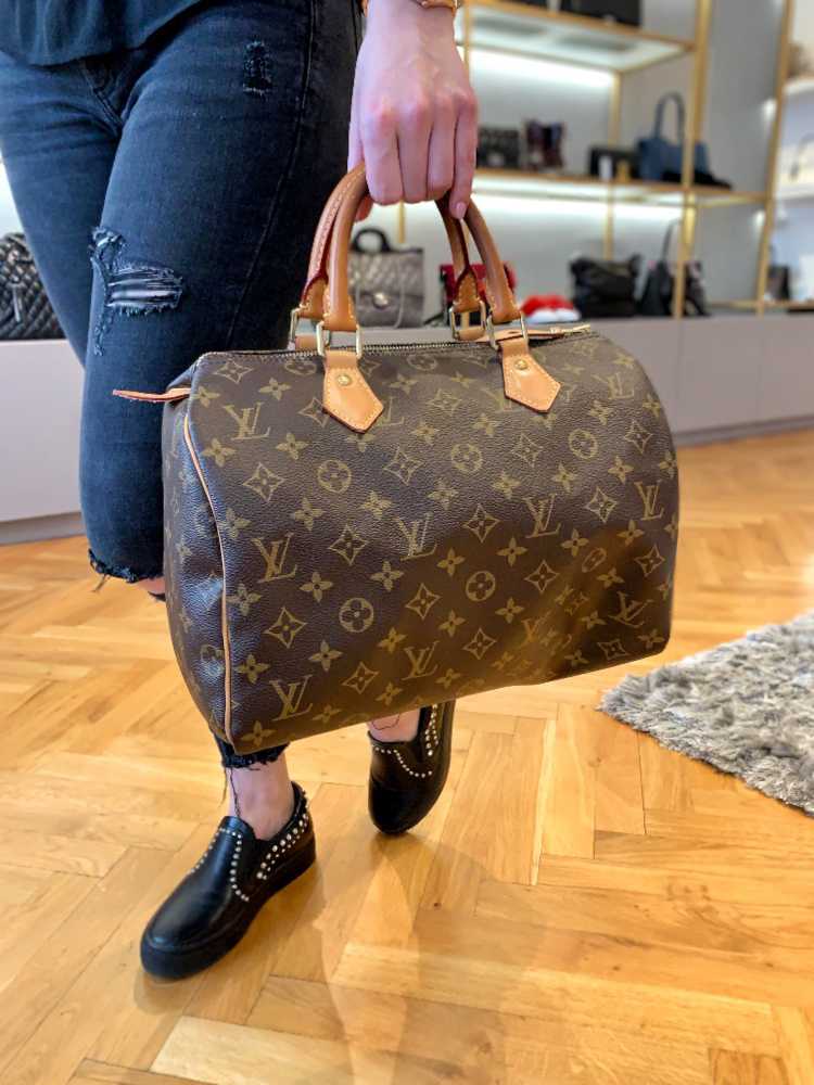 LOUIS VUITTON Monogram Canvas Speedy 30 Bag