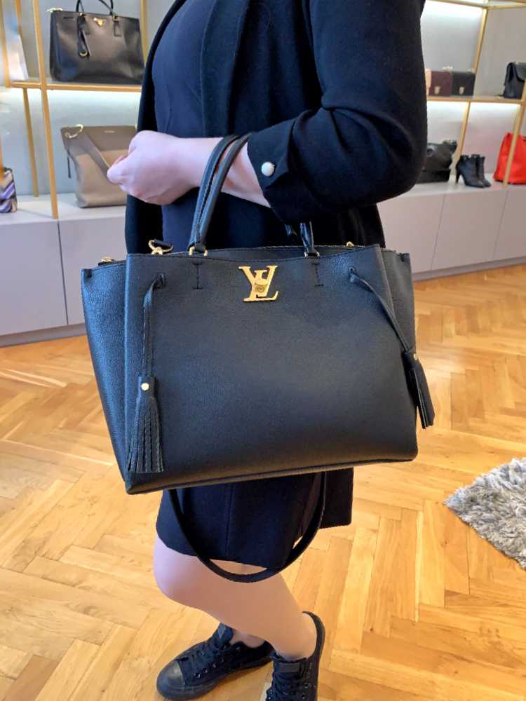 Louis Vuitton Black Leather Lockme Tote Bag