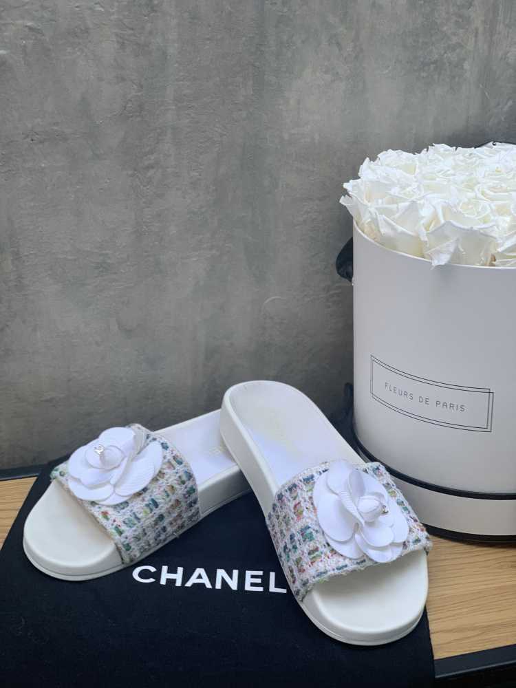 Chanel - Camellia Tweed Mule Slides White 38