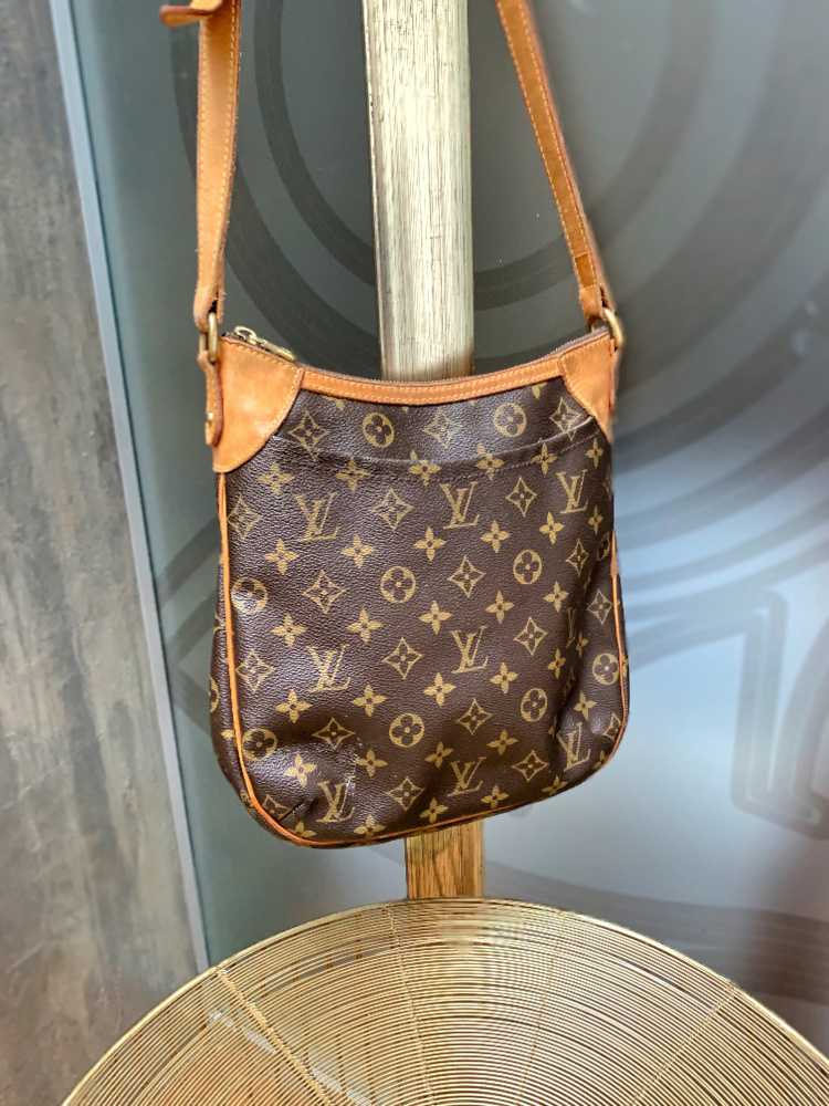 Louis Vuitton Odeon Shoulder bag 357428