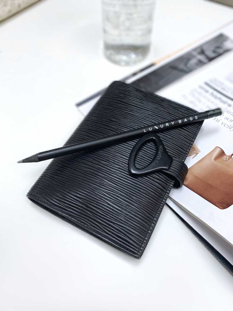 Louis Vuitton Noir Epi Leather Large Ring Agenda Cover Louis Vuitton