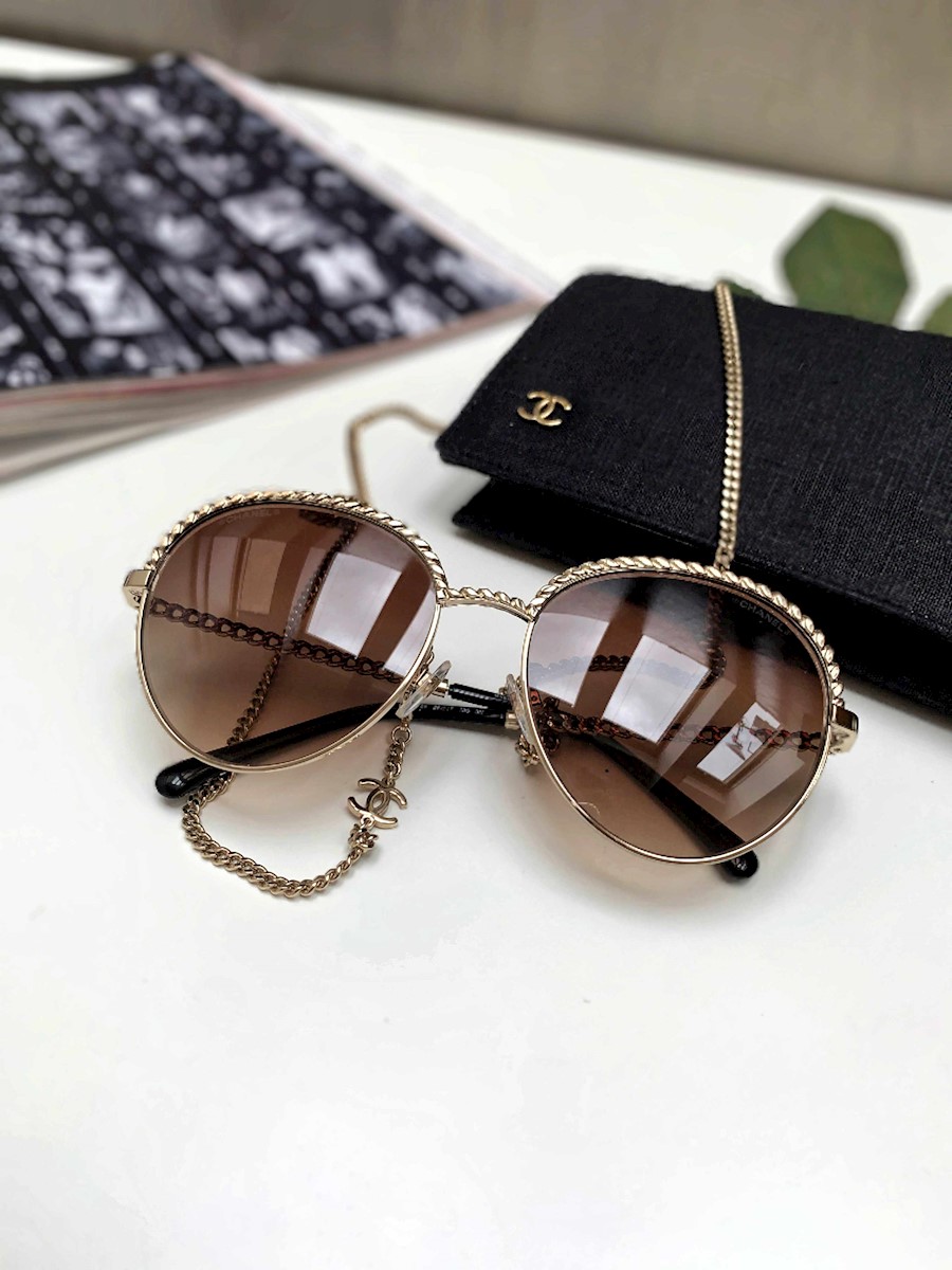 Chanel - Pantos Metal Chain Sunglasses Gold