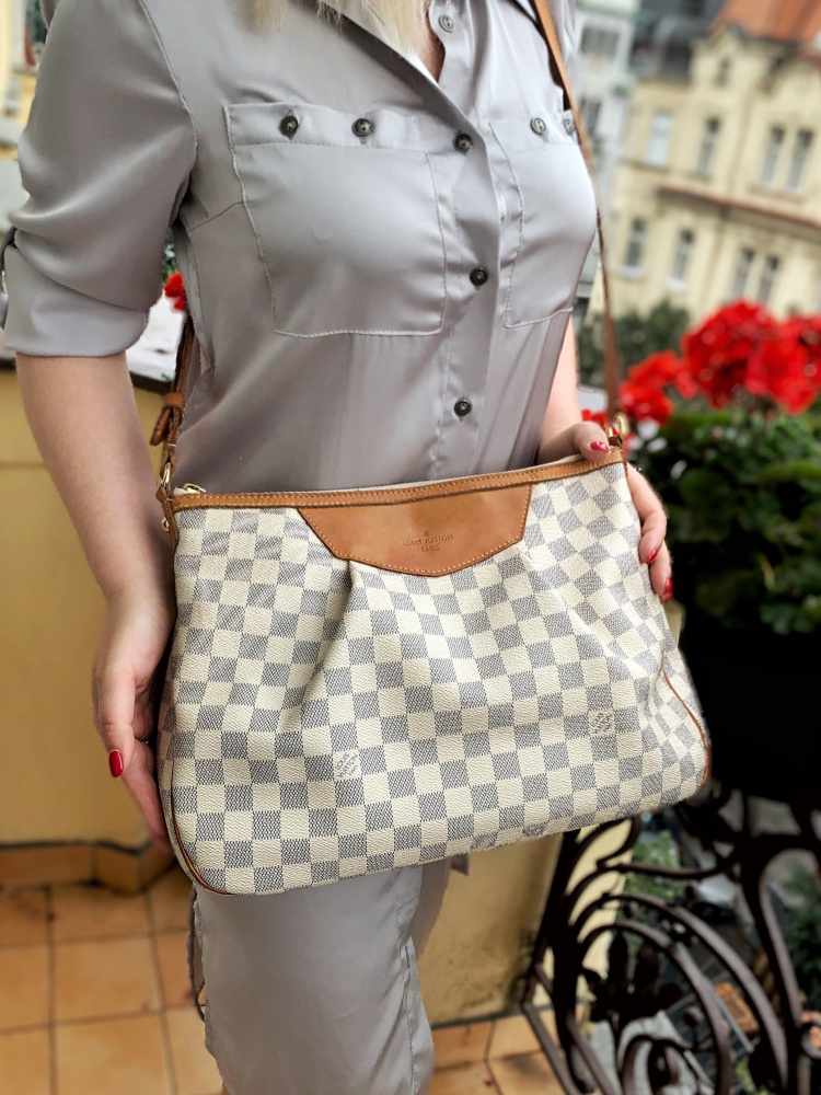 Louis Vuitton Siracusa GM Damier Azur *Authentic for Sale in Miami