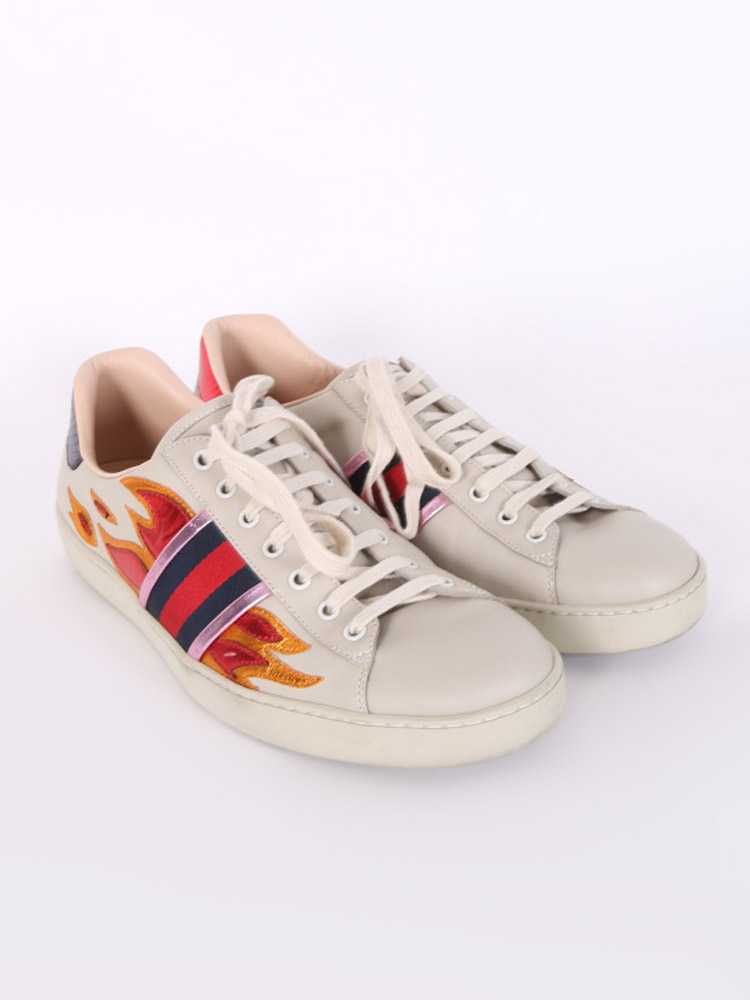 Intermediate Baron mikrocomputer Gucci - GG Ace Flames Detail Leather Low Top Sneakers Beige 11 |  www.luxurybags.eu