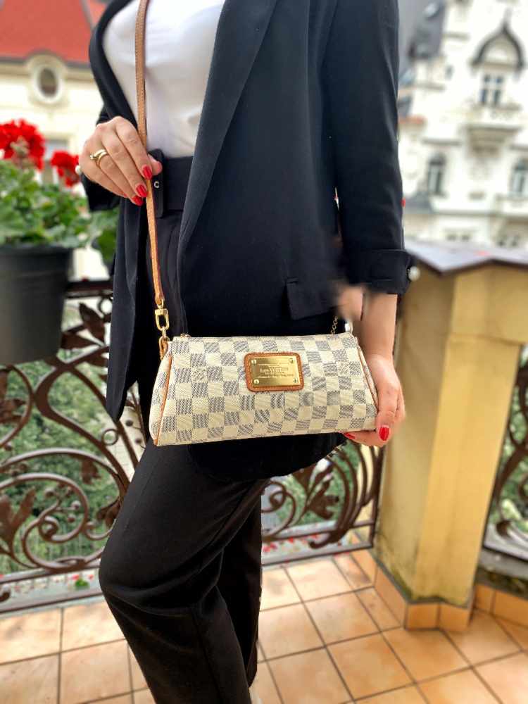 LOUIS VUITTON Damier Azur Eva Clutch Crossbody Bag