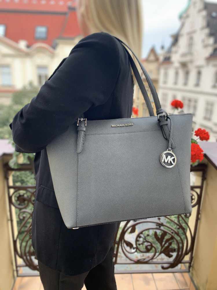 Michael Kors - Ciara Large Saffiano Leather Tote Grey