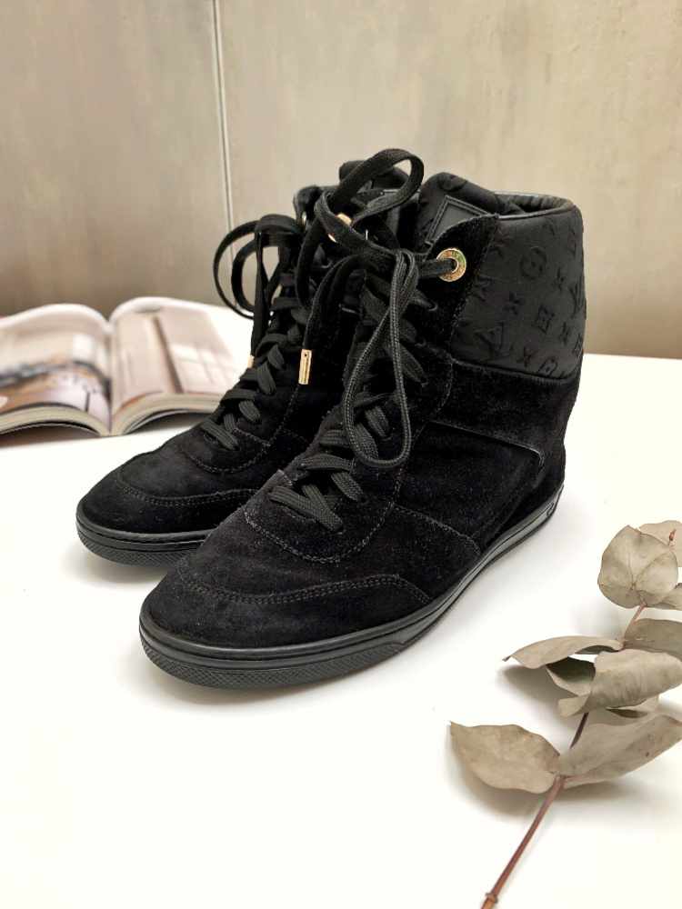 Louis Vuitton - Millenium Suede Wedge Sneakers Noir 37,5