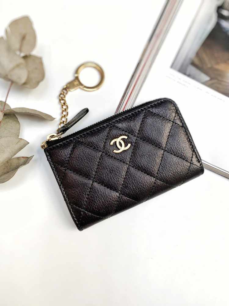 Chanel Black Vertical Lambskin Half Flap Jumbo Q6B14H1IK4048