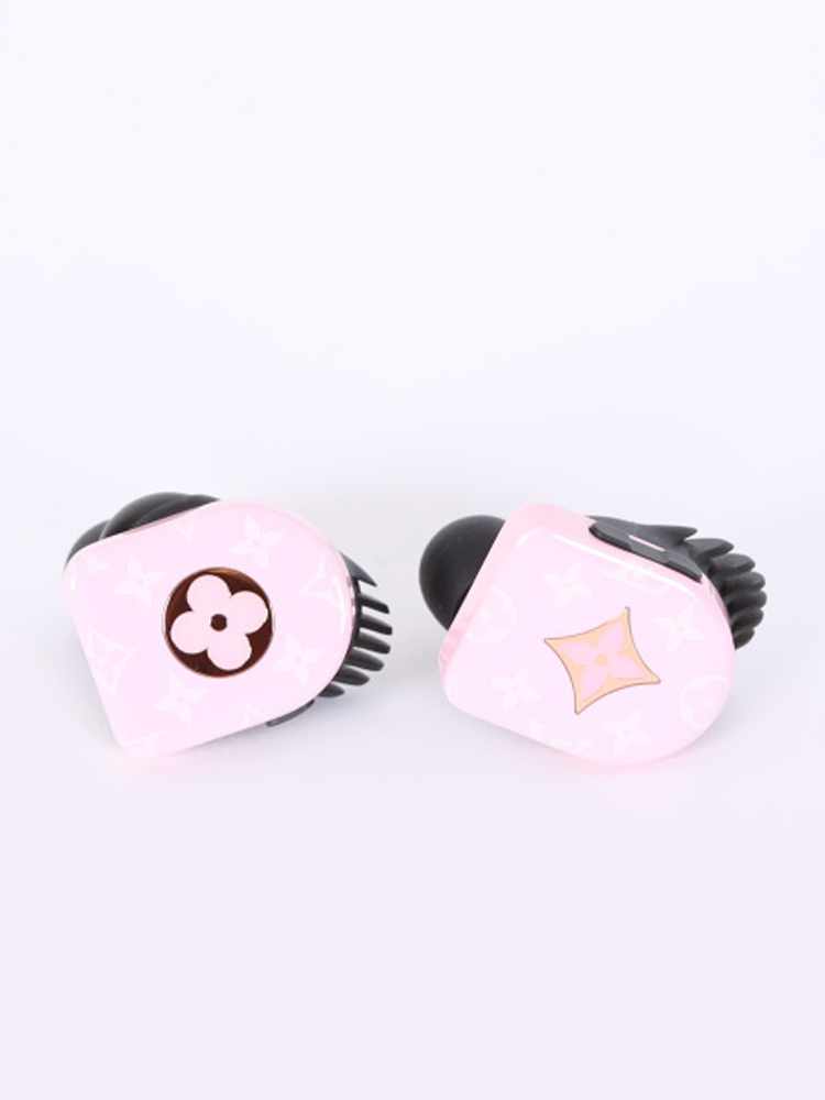 Louis Vuitton Horizon White Wireless Earphones – Luxuria & Co.