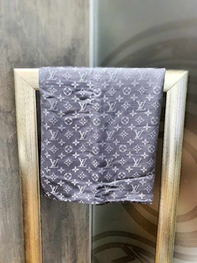 Louis Vuitton Charcoal Grey Monogram Shine Shawl Louis Vuitton