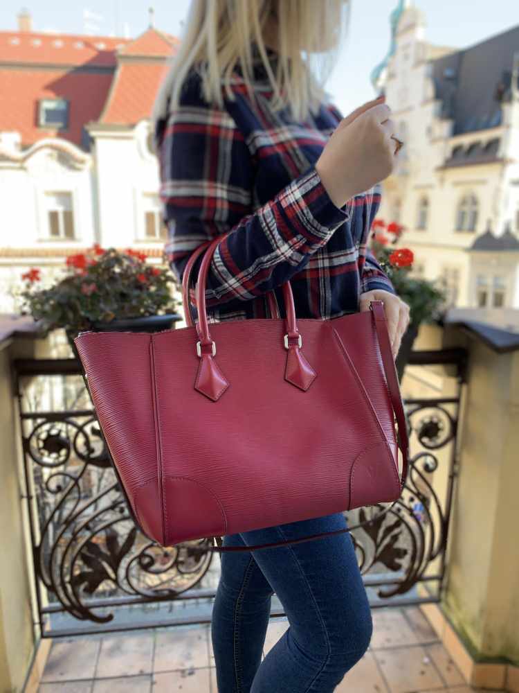 louis vuitton fuchsia