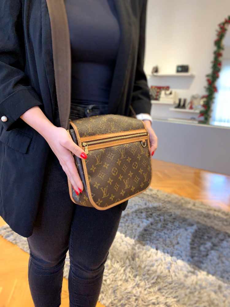 Louis Vuitton, Bags, Louis Vuitton Bosphore Pm Messenger Bag