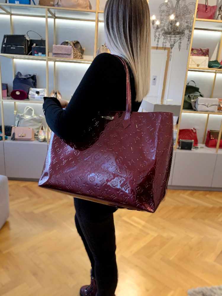 Louis Vuitton Monogram Vernis Wilshire GM Tote Bag