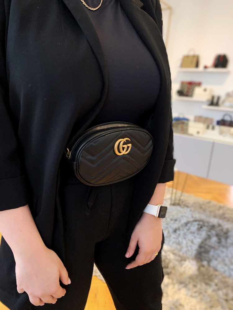 NWT Authentic Gucci Marmont Belt Bag Matelasse Chevron Black Leather Size  65/26