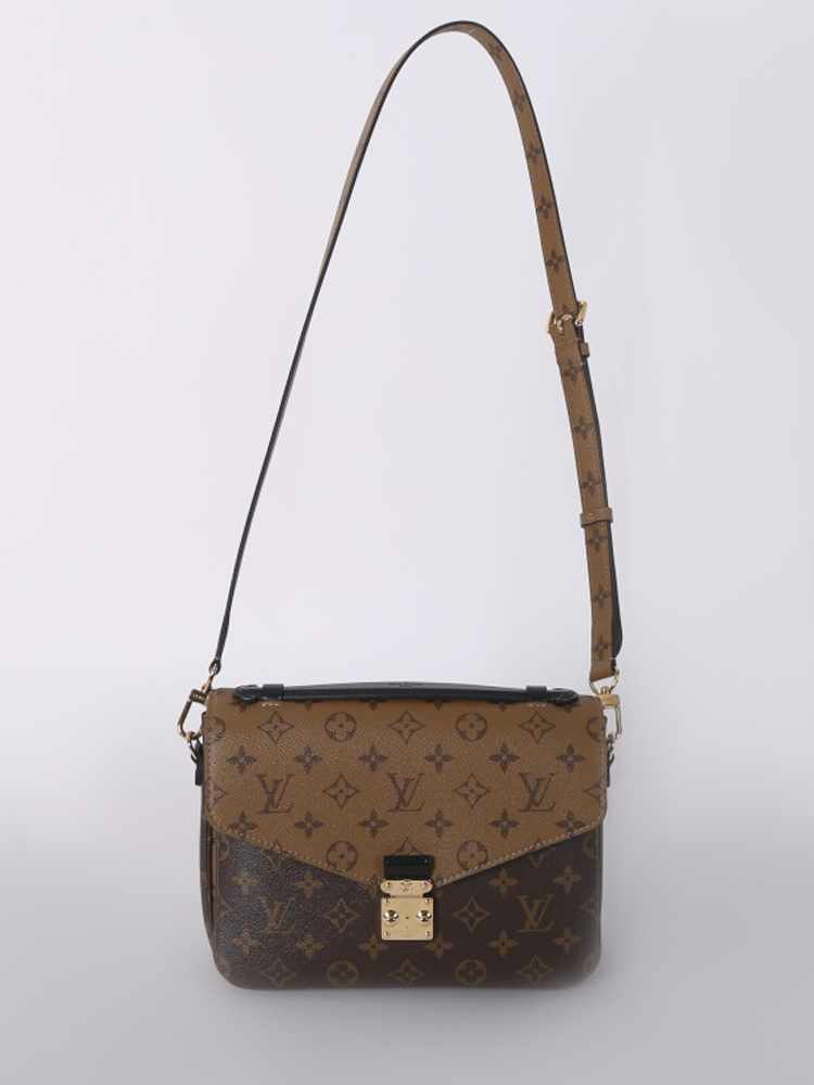 Louis Vuitton Pochette Métis Reverse Monogram Canvas GHW