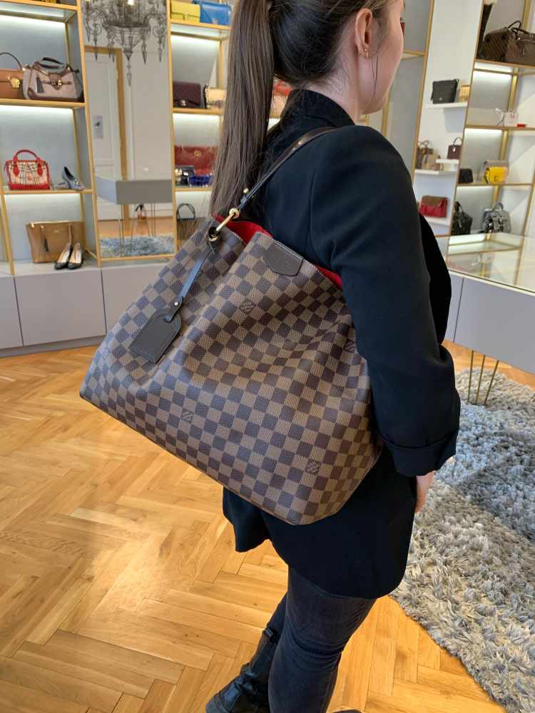 Designer Handbag in Damier Canvas Graceful MM