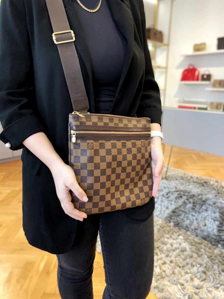 Louis Vuitton, Bags, Louis Vuitton Bosphore Pochette Damier Crossbody  Purse