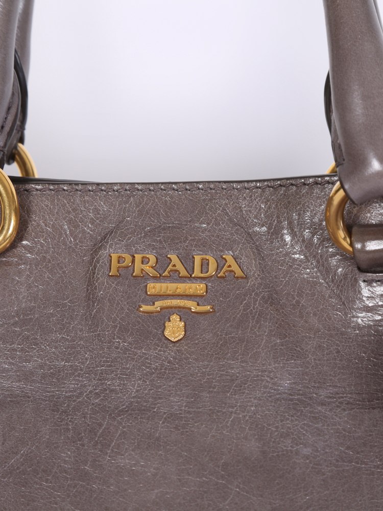 Prada - Vitello Shine Shopping Bag Argilla
