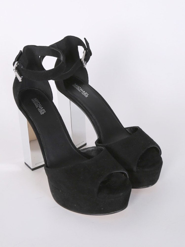 Michael kors petra 2025 platform
