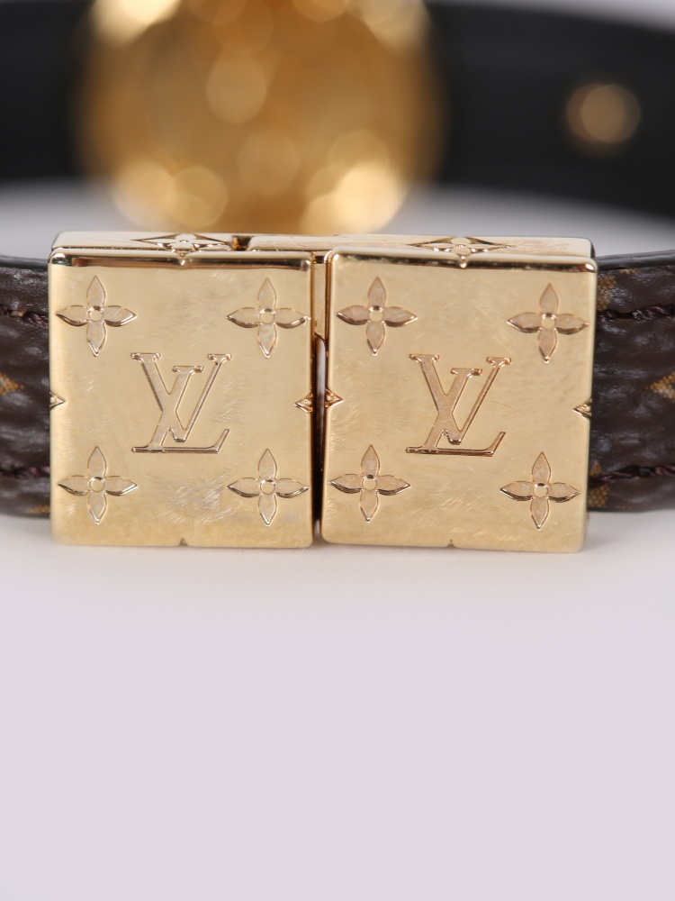 Lv circle sales reversible bracelet