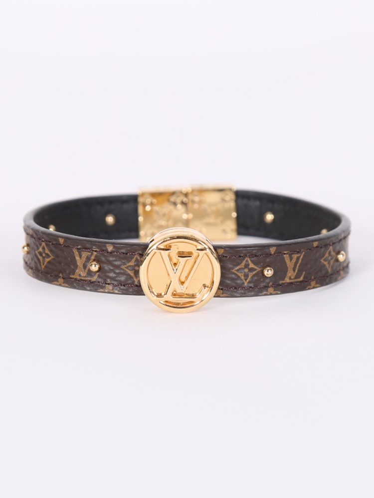 Louis Vuitton LV Circle Reversible Bracelet Monogram Red Monogram. Size 17