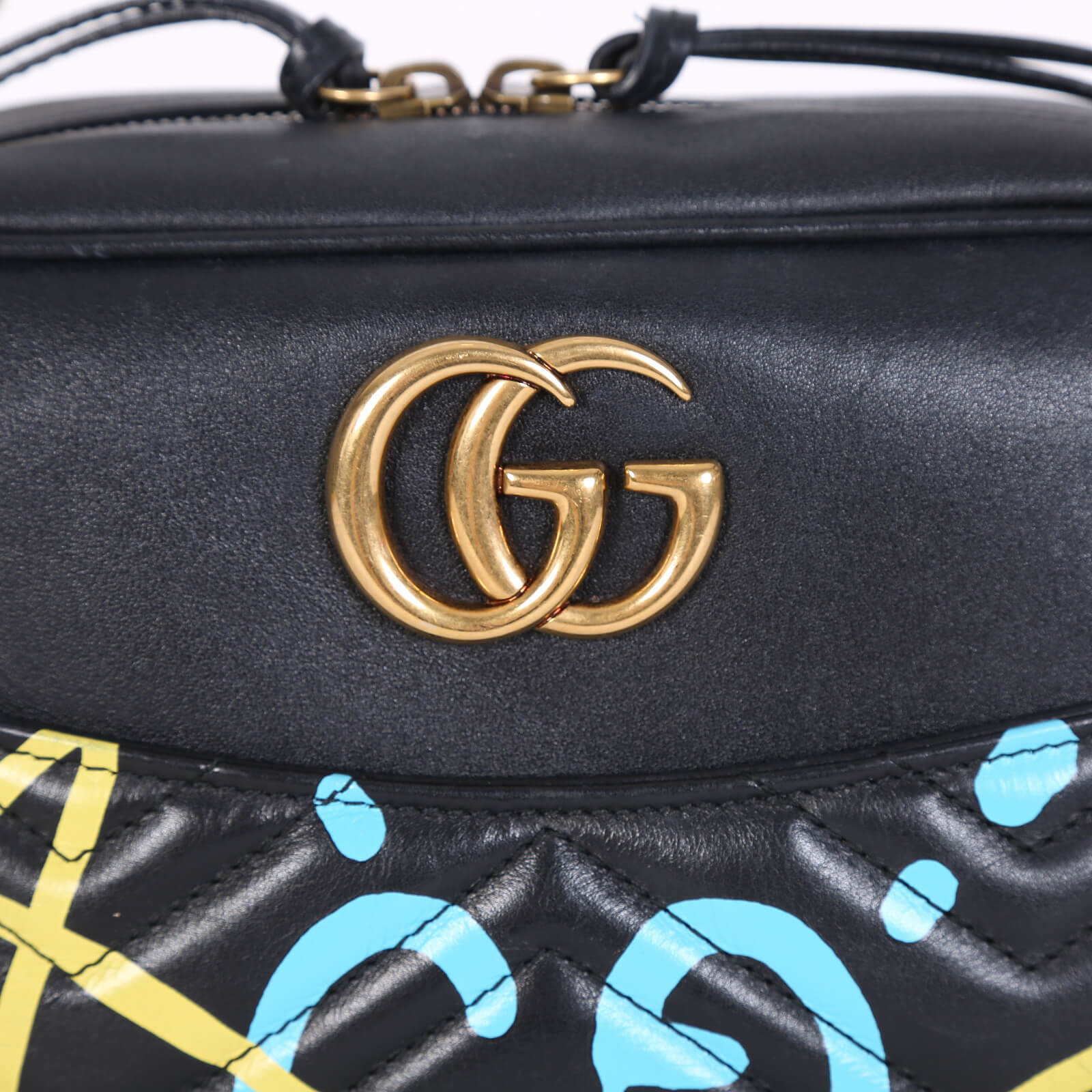 Gucci GG Marmont Ghost Matelasse Shoulder Bag Black www.luxurybags.eu