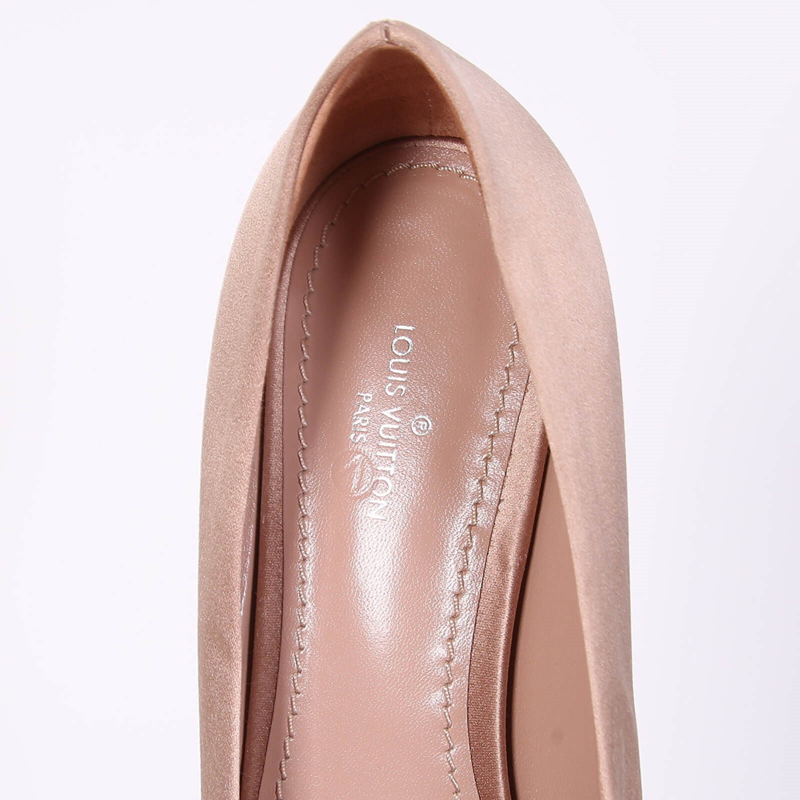 Louis Vuitton - Madeleine Satin Low Heel Ballerinas 36,5